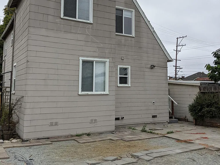 37th St — Photo 24