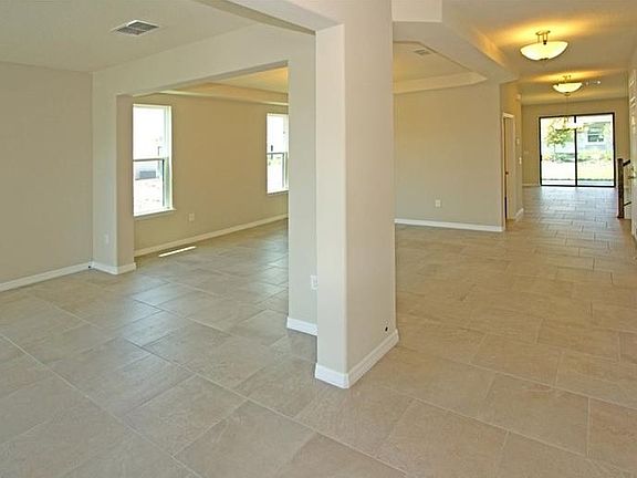 2nd image of 306 W Carroll St #2536