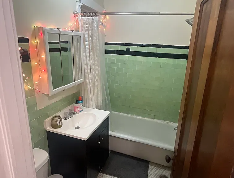 6121 N Claremont Ave #3A — Photo 8