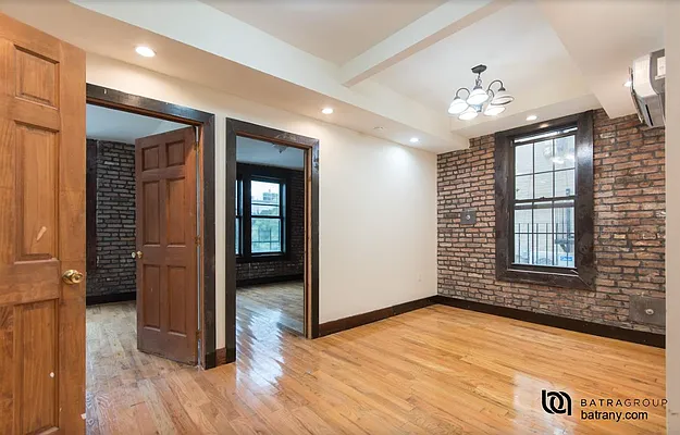 Rented by Batra Group Inc | media 29