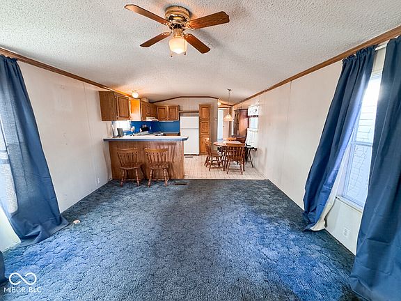 5th image of 86 Fountain Lake Dr