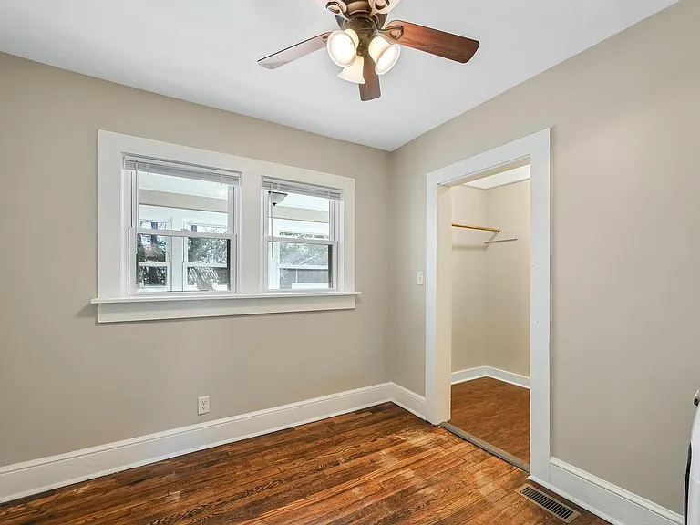 29 Swannanoa Ave — Photo 16