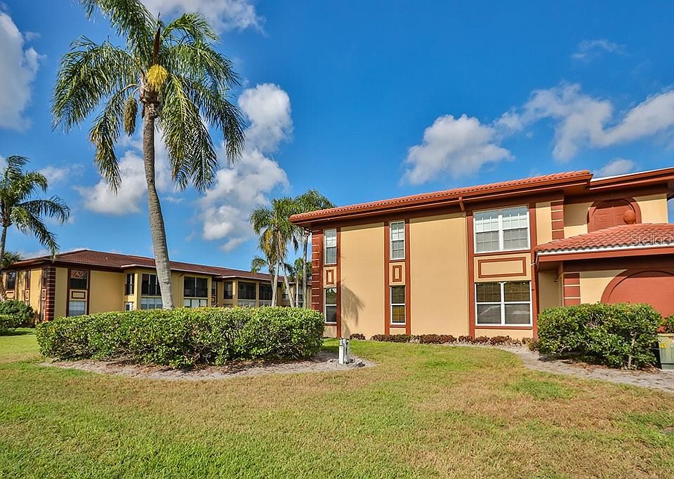 1st image of 10280 Imperial Point Dr W APT 18