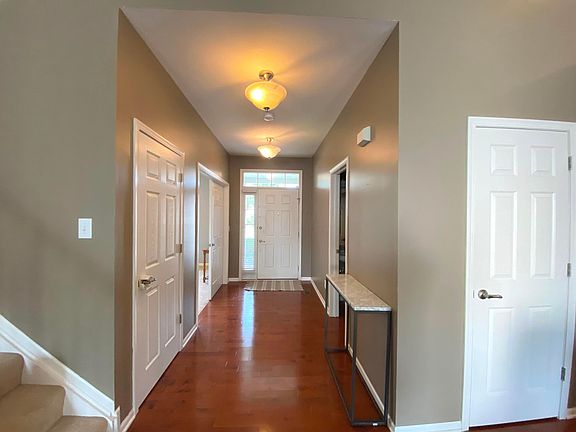 3rd image of 7983 Danbridge Way