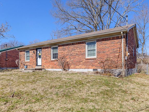 2nd image of 671 Cottonwood Dr