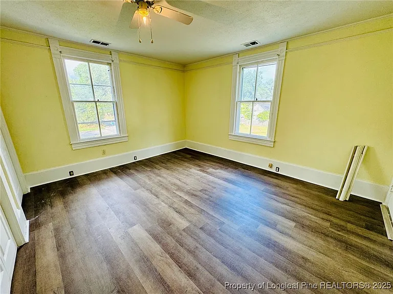 907 Caldwell St #B — Photo 6