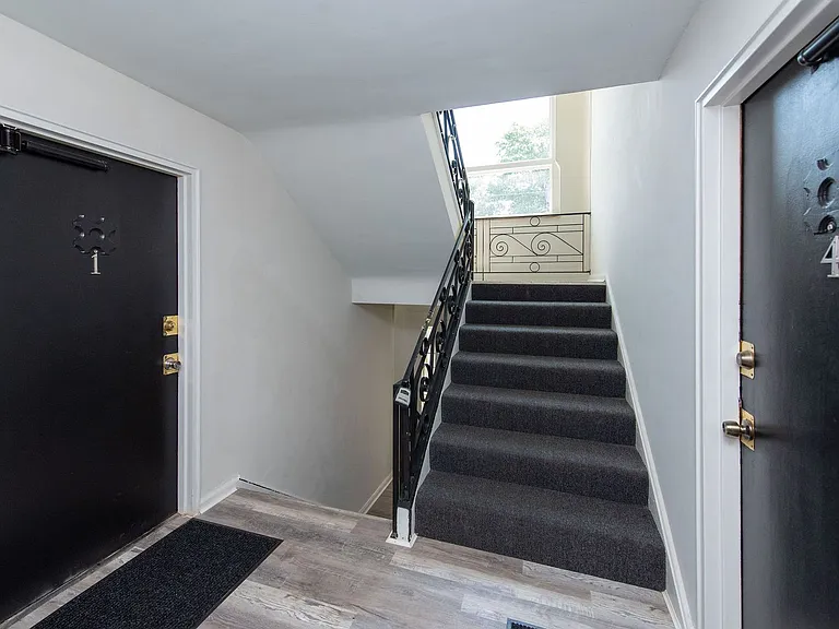 Pax- Paxton Woods 4173 — Photo 8
