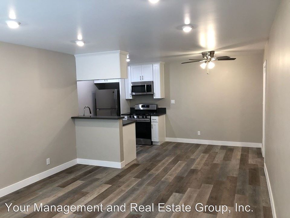 2nd image of 165 N Michigan Ave APT 111