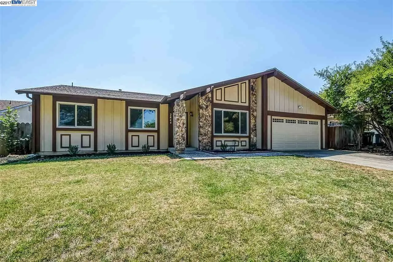 2844 Westwood Ave photo 1