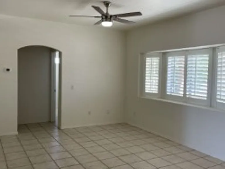 583 Aloha Way — Photo 6