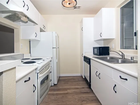 95-668 Wikao St APT J205, Mililani, HI 96789