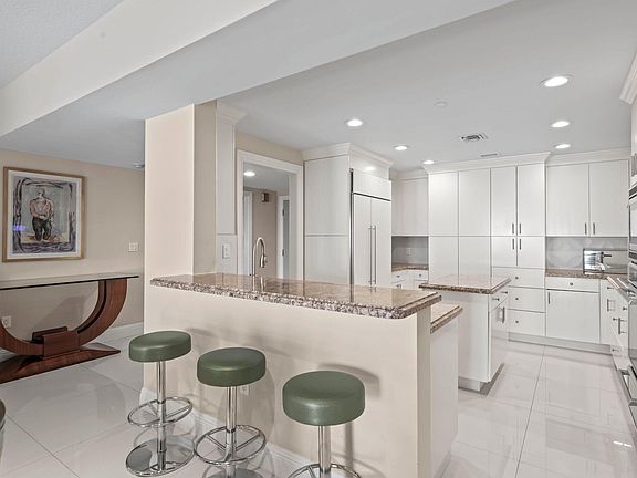 4th image of 200 E Palmetto Park Road #607