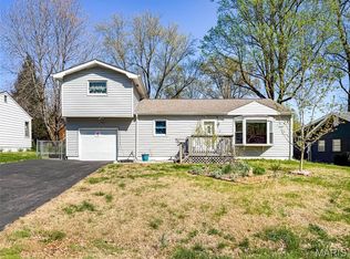 4 Marlo Dr, Belleville, IL