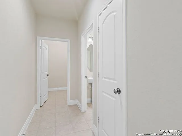 121 Inverness — Photo 25