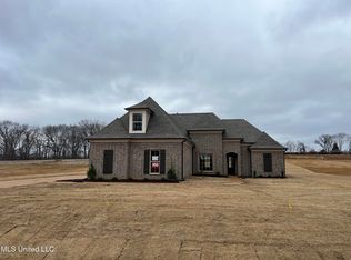 2427 Scott Meadows Ln, Hernando, MS 38632