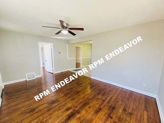 5th image of 7054 Manette Dr