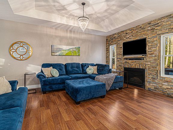 5th image of 1766 Glen Wood Dr