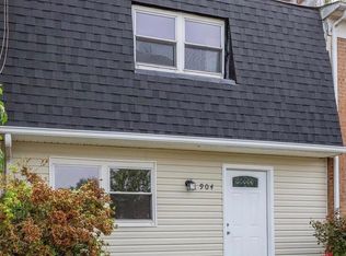 904 Anvil Rd, Fredericksburg, VA 22405