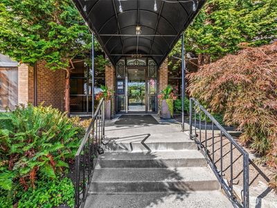 9023 Mary Avenue NW #401, Seattle, WA, 98117