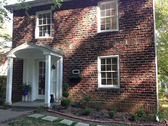 3rd image of 611 Laurel Ave