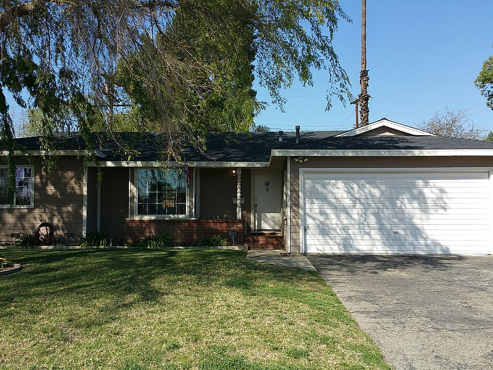 1st image of 313 E La Deney Dr
