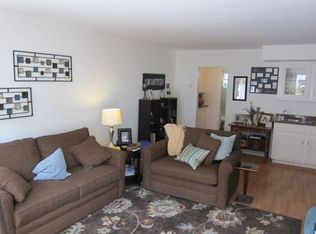 11969 Kiowa Ave APT 18, Los Angeles, CA 90049