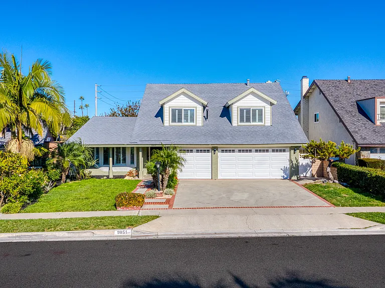 9851 Cloverdale Ave — Photo 15