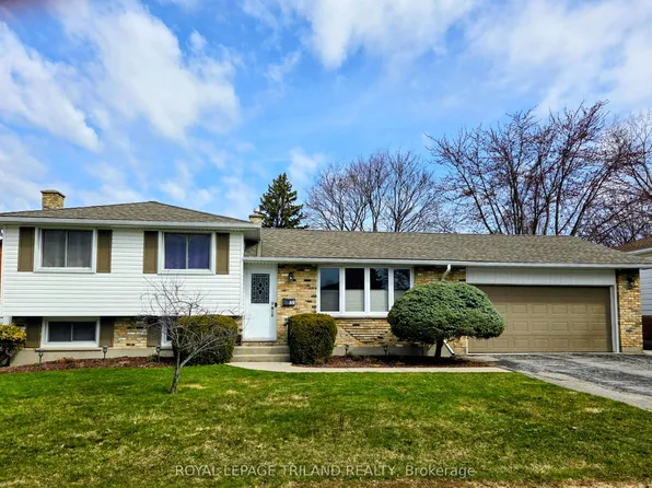 59 Lawrence Ave, Saint Thomas, ON N5R 4Y7