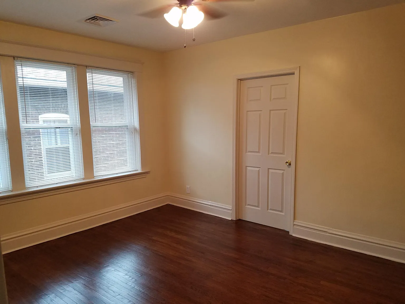 3643 Wilmington Ave — Photo 3