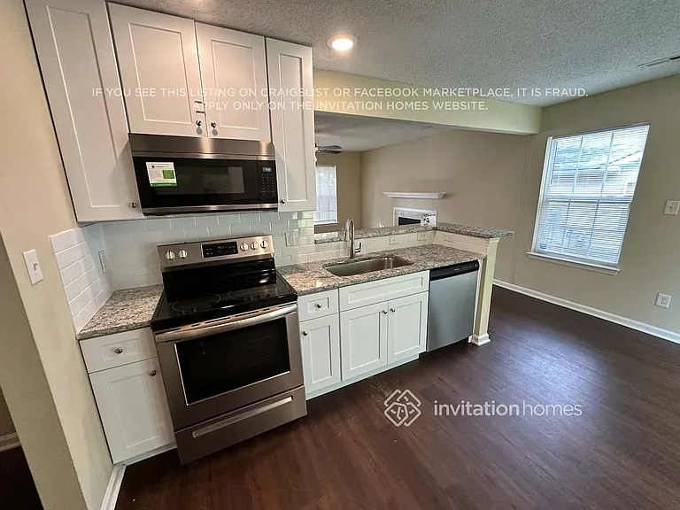 9808 Aviary Hill Way — Photo 7
