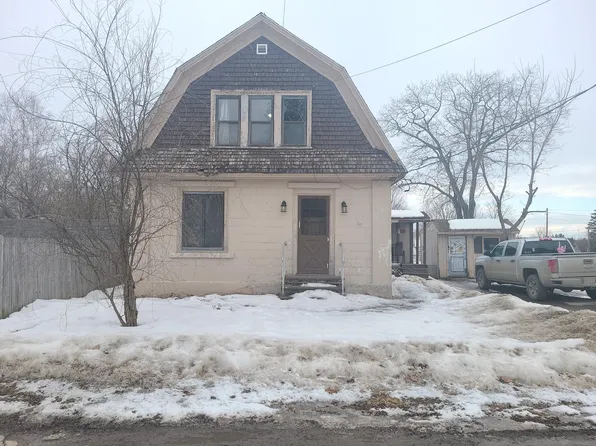 1 Carr Avenue, Houlton, ME 04730