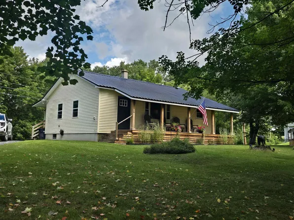 1802 Darling Hill Road, Derby, VT 05829
