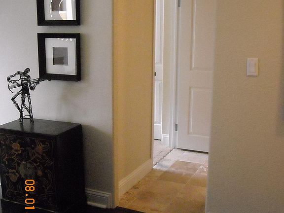 2nd image of 700 E 8th St Unit 4G