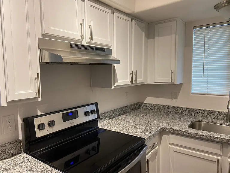 1800 W Elliot Rd #123 — Photo 13