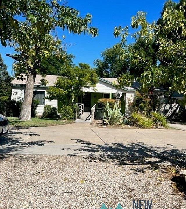 1st image of 926 N Guadalupe St