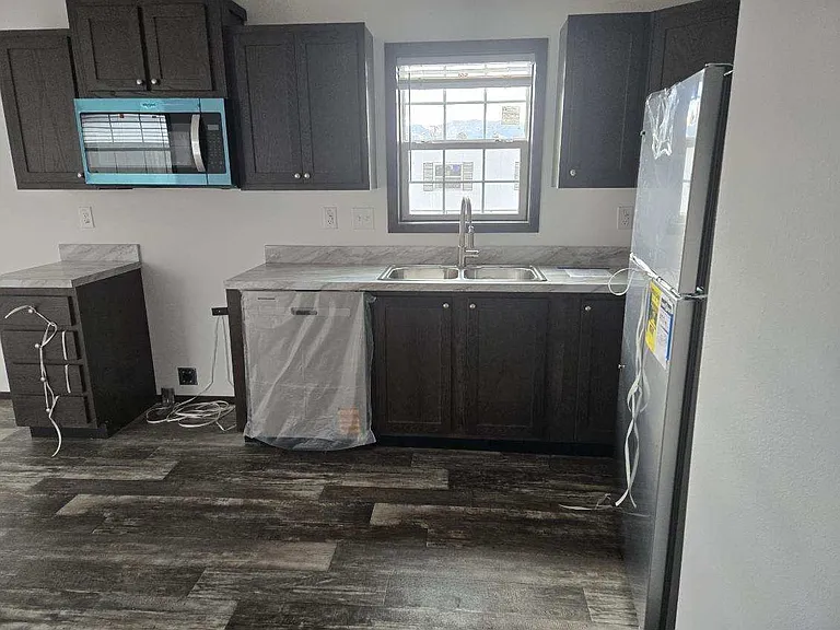 417 W 4th Ave #2 — Photo 8