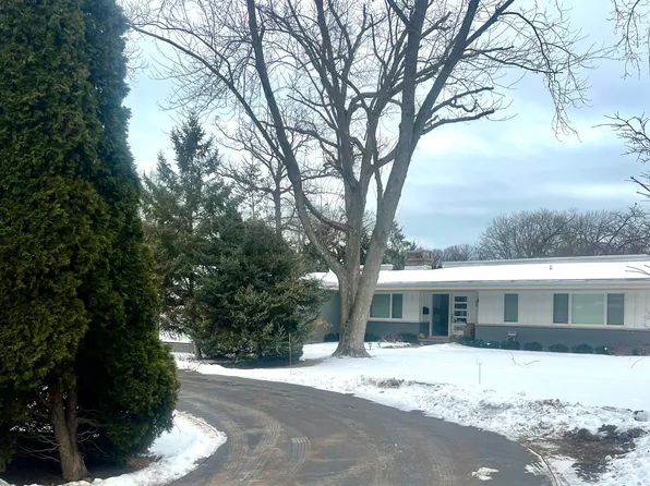 (undisclosed Address), Highland Park, IL 60035