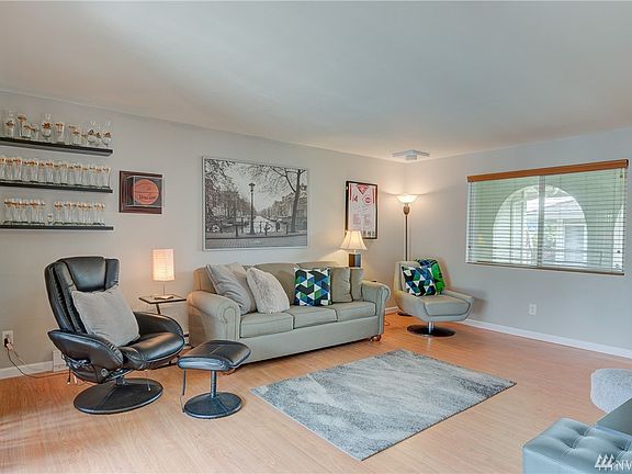3rd image of 17315 NE 45th St APT 142