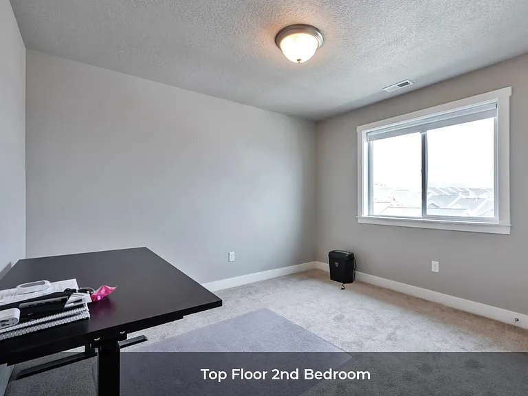 4190 N Cresthaven Ln — Photo 22