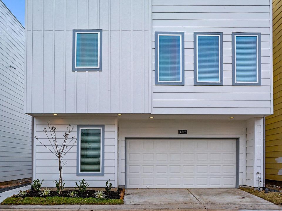 Welcome home to 1909 Lonestar Brook Lane in the heart of Spring Branch!