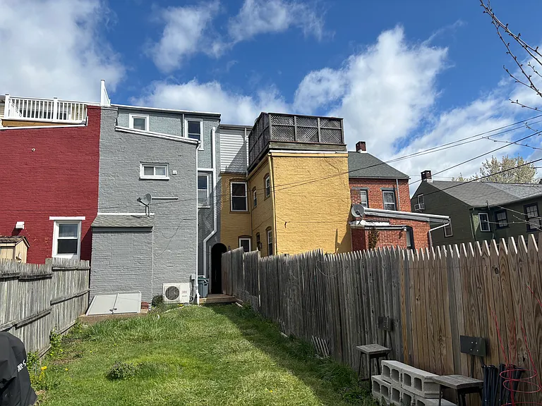 Shared yard