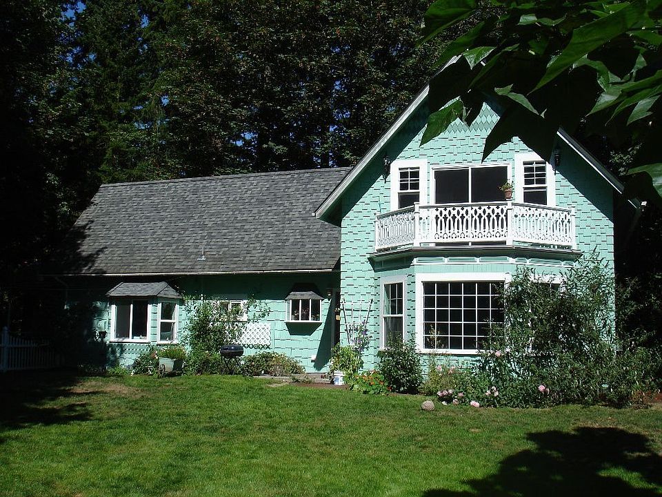 Cedar Shingle Exterior