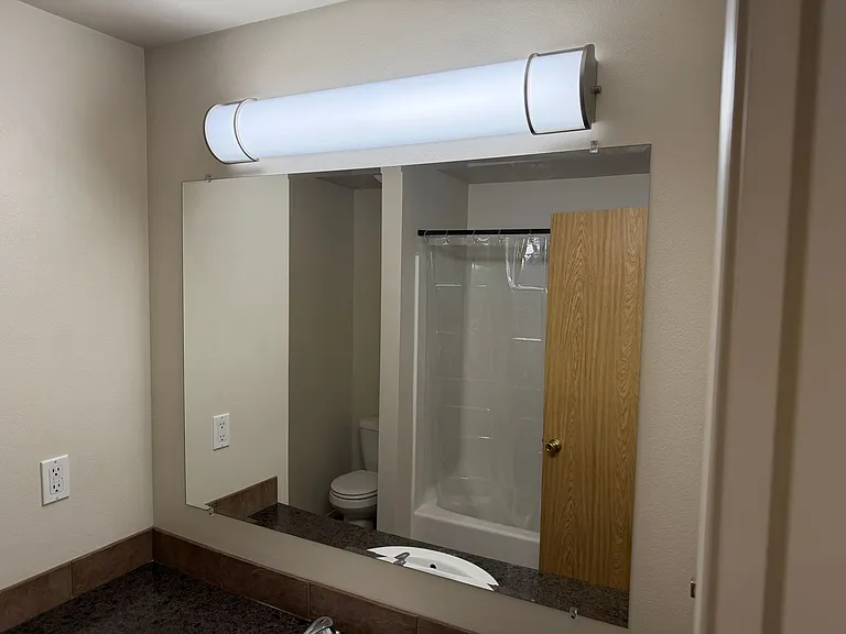 1709 W Fern Dr — Photo 17