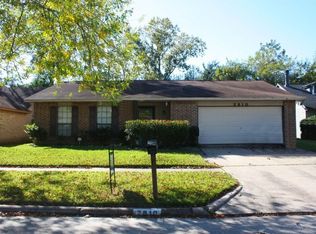 2810 Quail Run Dr, Humble, TX 77396