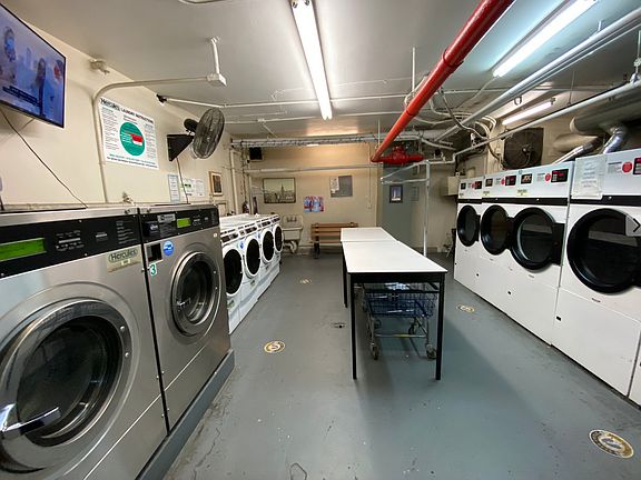 2nd image of 330 W 45th St APT 9G