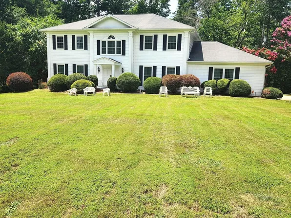 99 Renee Dr, Tallapoosa, GA 30176