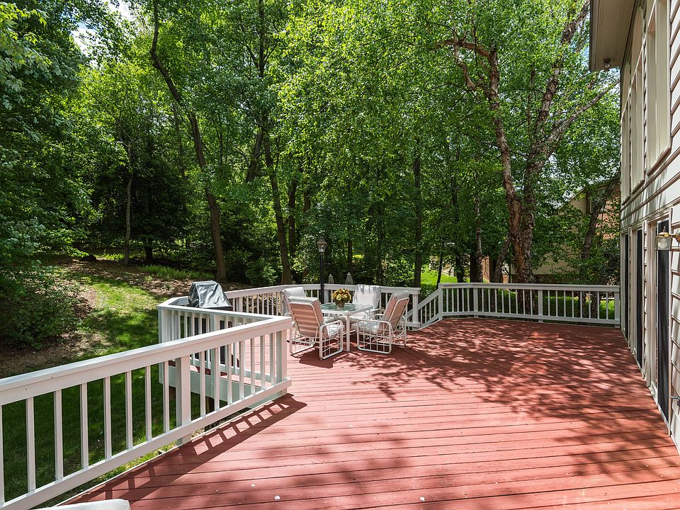2nd image of 10023 Park Royal Dr