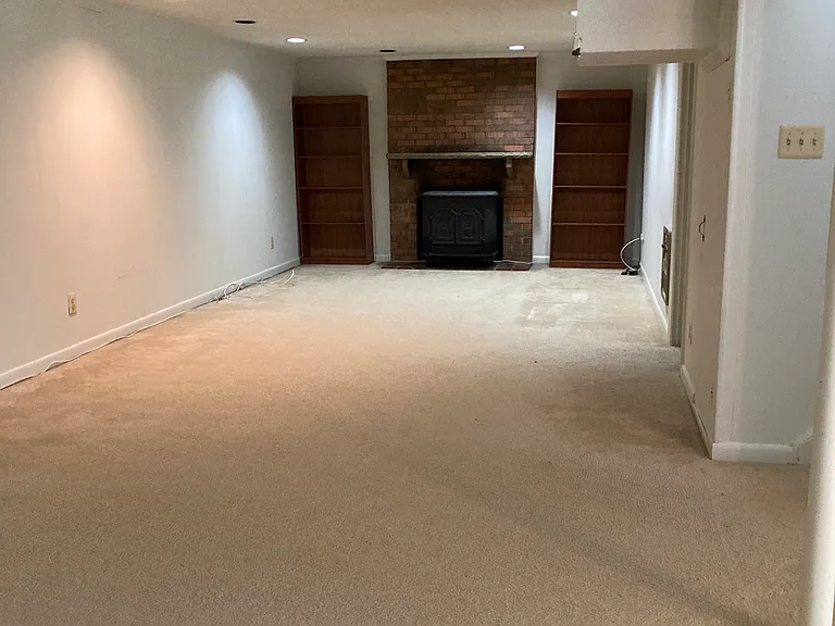 852 Constellation Dr — Photo 6