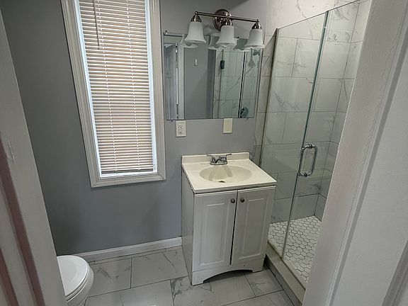 4th image of 185 Broad St Floor 2