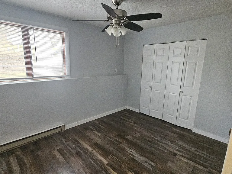 1160 Oakview Dr #6 — Photo 12